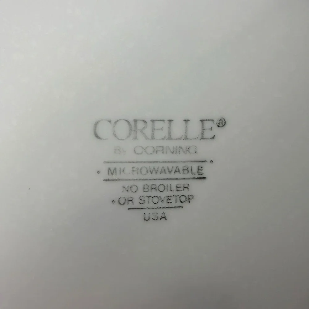 Corelle Shadow Iris Salad plates - Set of 7 - Green Edge - 7.25" Plates - Picture 3 of 6